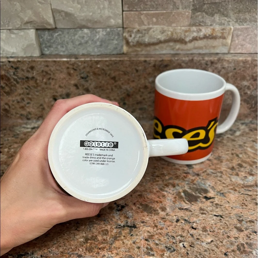 2 Reese’s Mugs - Picture 2 of 3